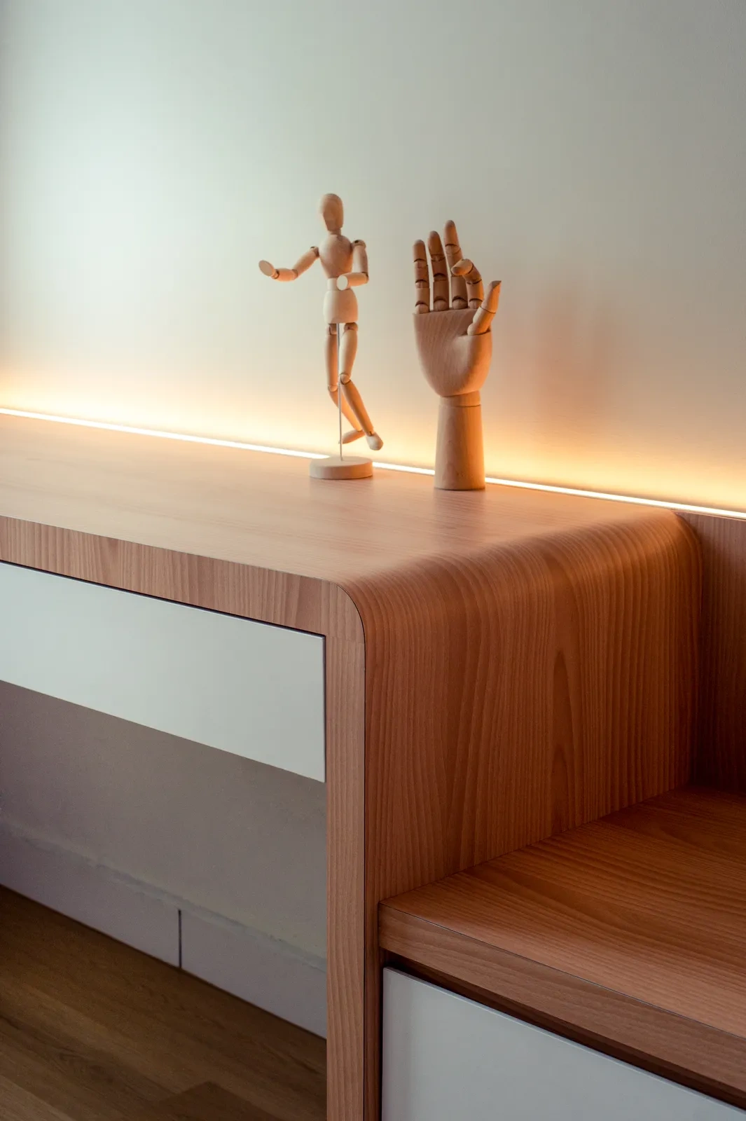 Flora Height Terrace - Masterful Lighting - View 8