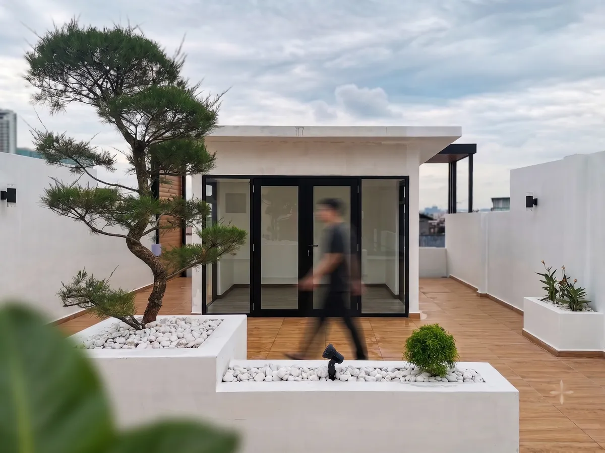 AIA Insurance Lifestyle Office - Premium Materiality - View 5