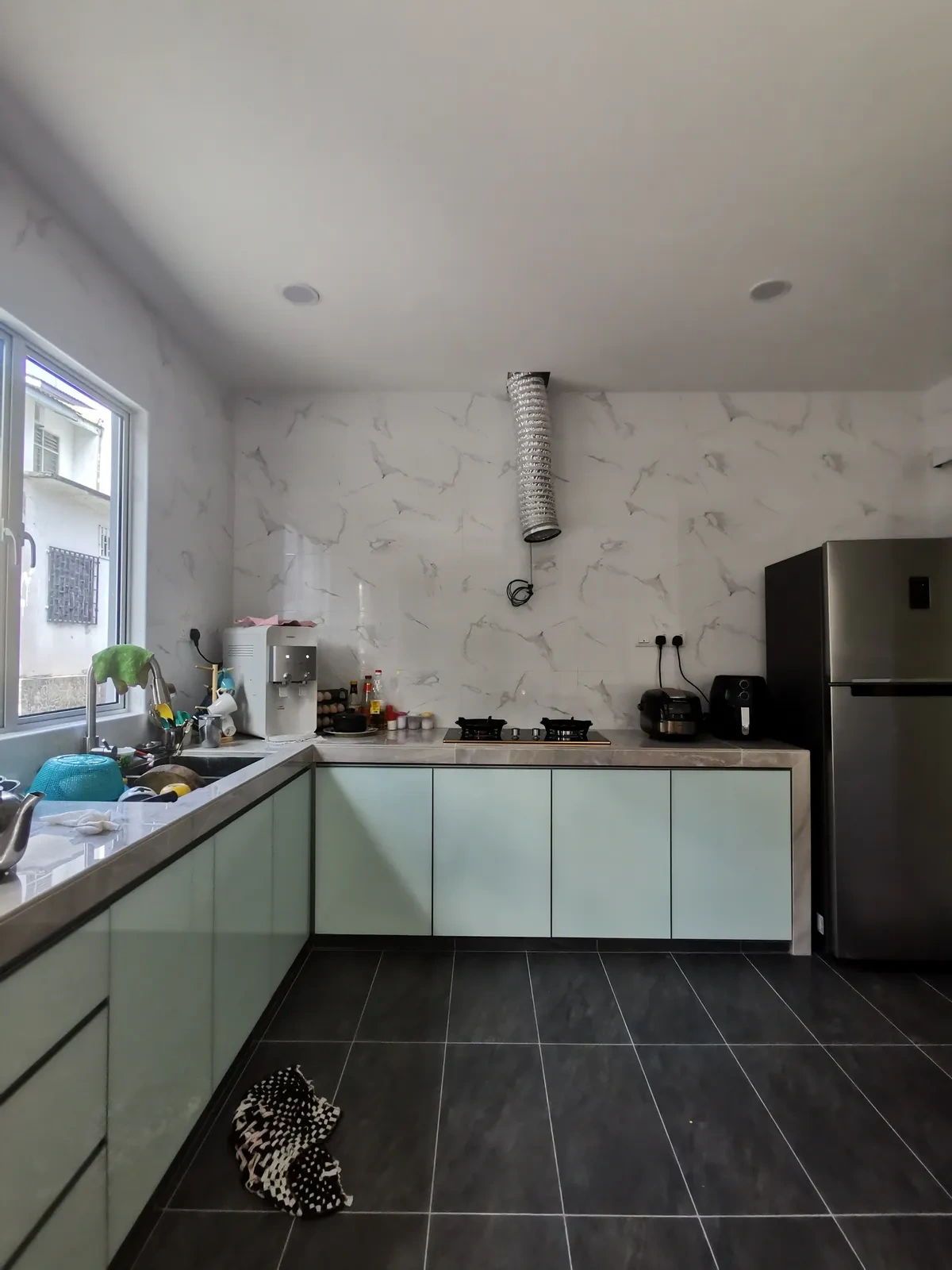 30-Year Old House Transformation - Premium Materiality - View 14