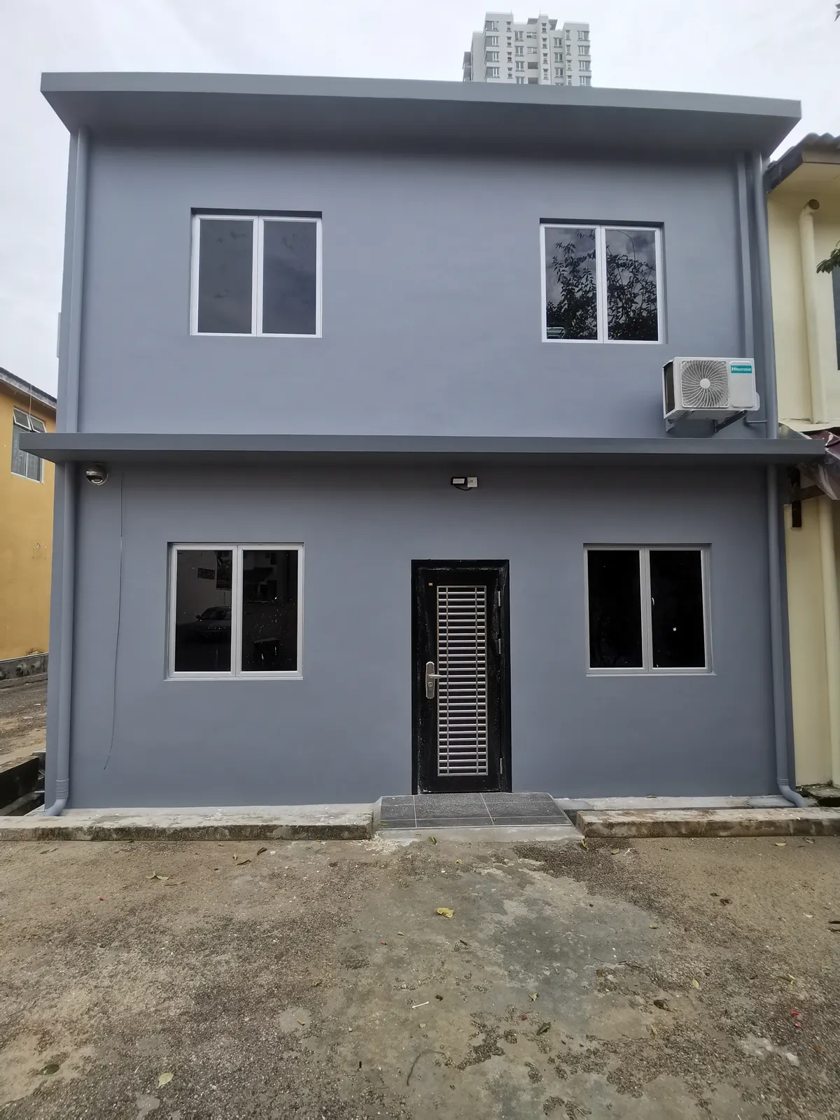 30-Year Old House Transformation - High-end Interior Design - View 4