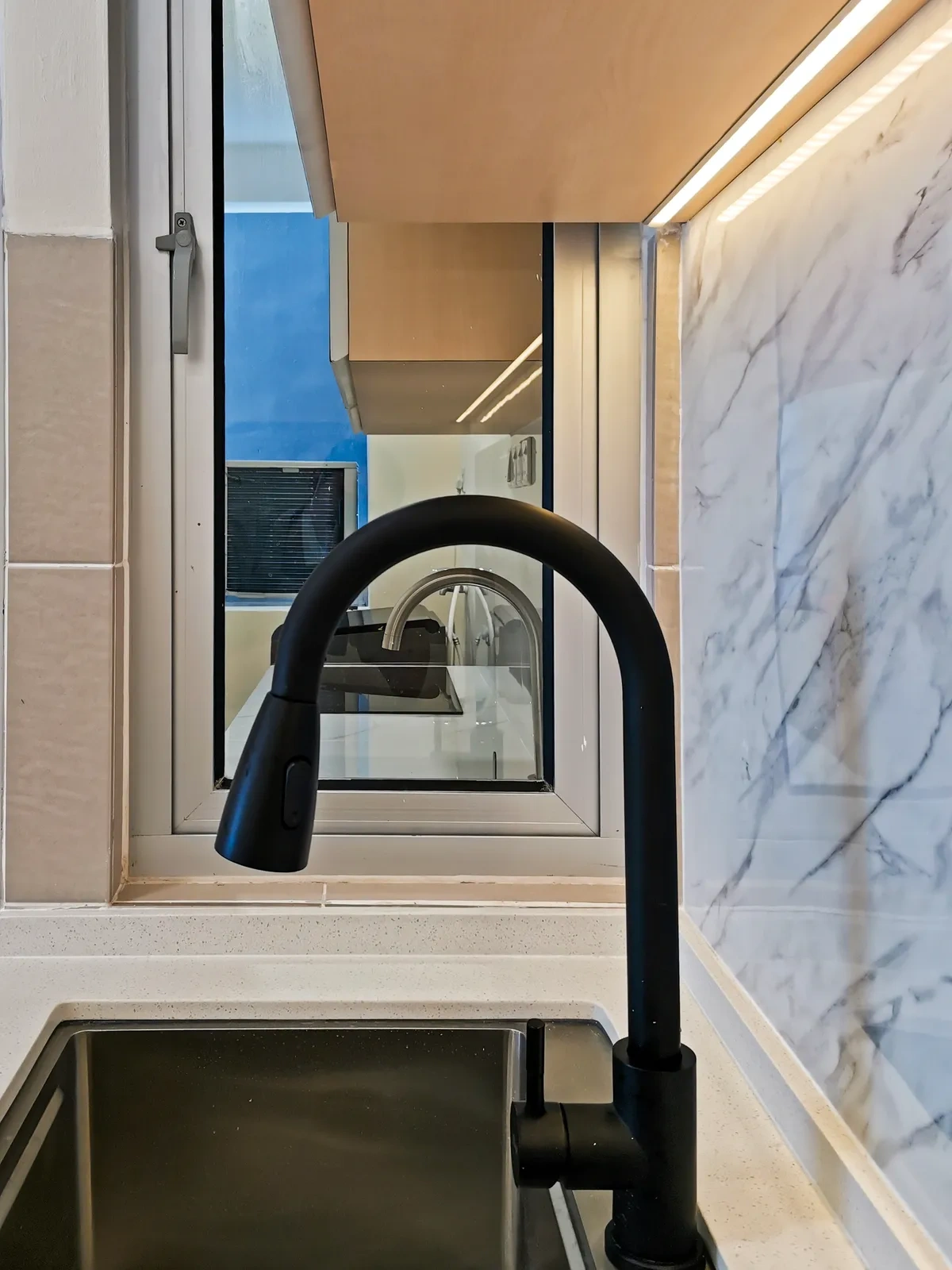 Nasa City Condo - High-end Interior Design - View 4