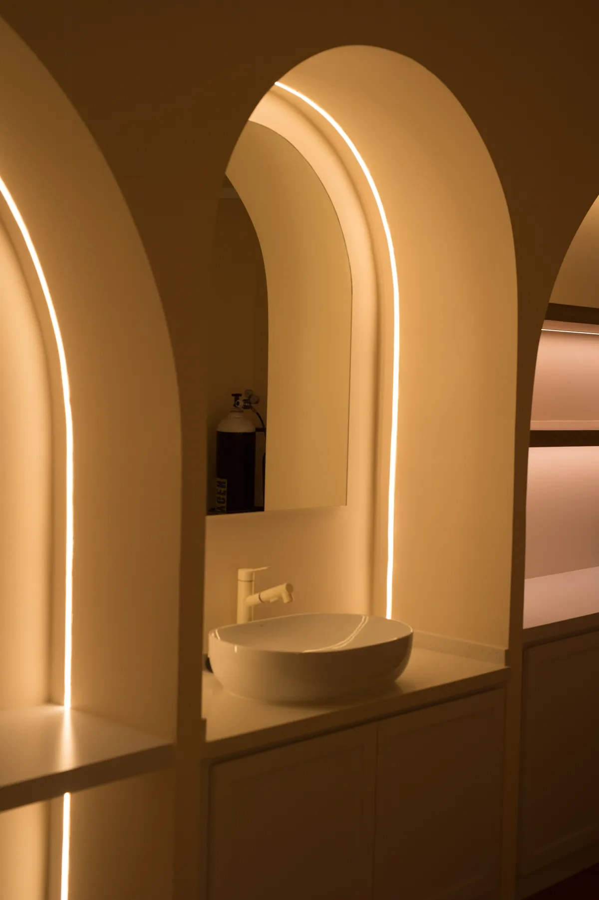 Prestige Pro Beauty Salon - High-end Interior Design - View 31