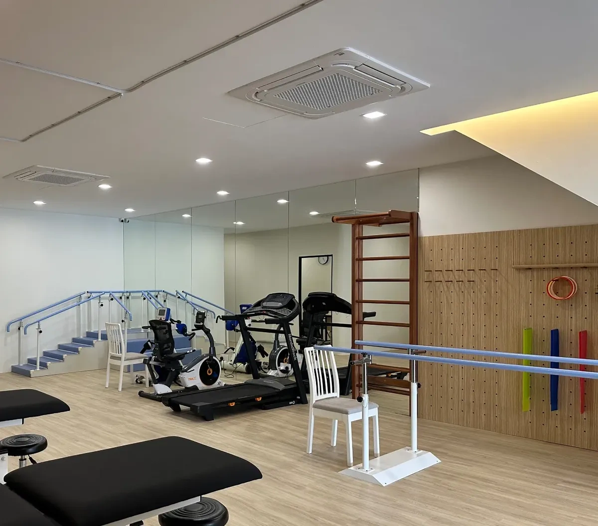 Trust Physio Center - Minimalist Retreat - View 6