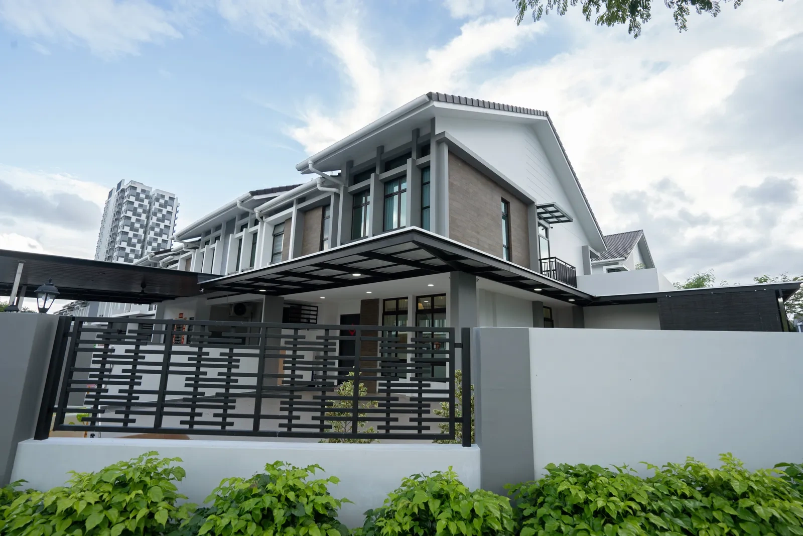 Corner Terrace Expansion - High-end Interior Design - View 4