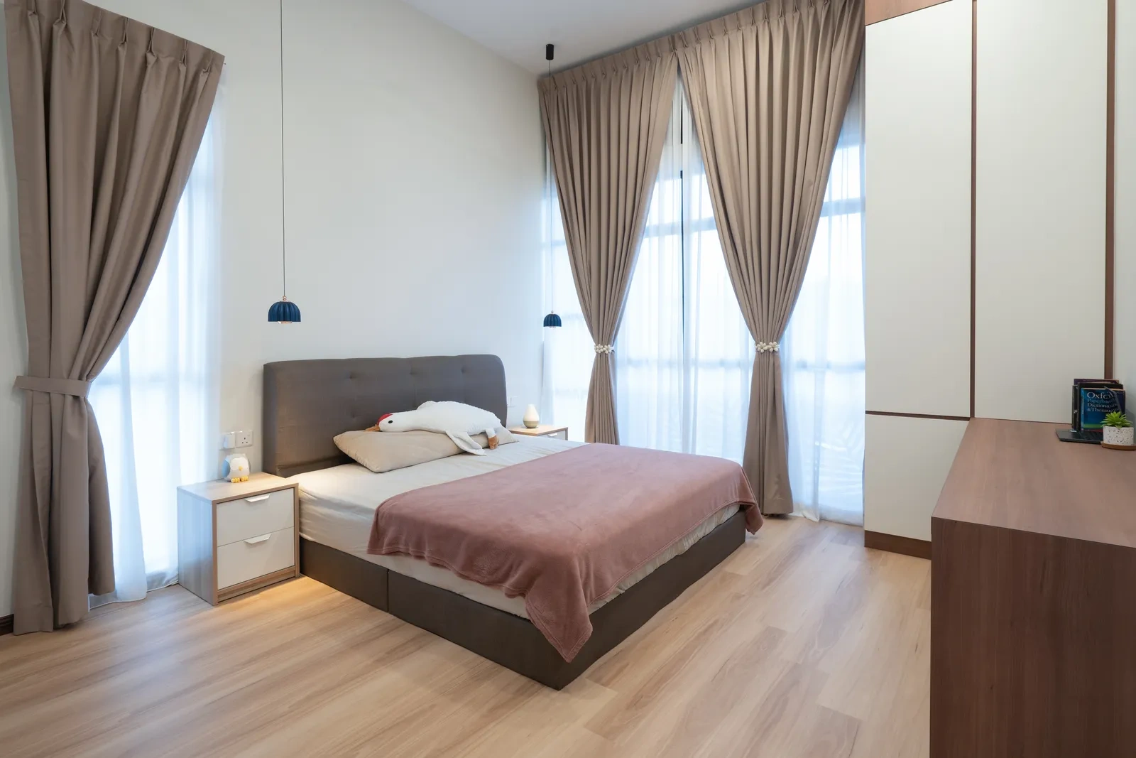 Corner Terrace Expansion - Minimalist Retreat - View 6